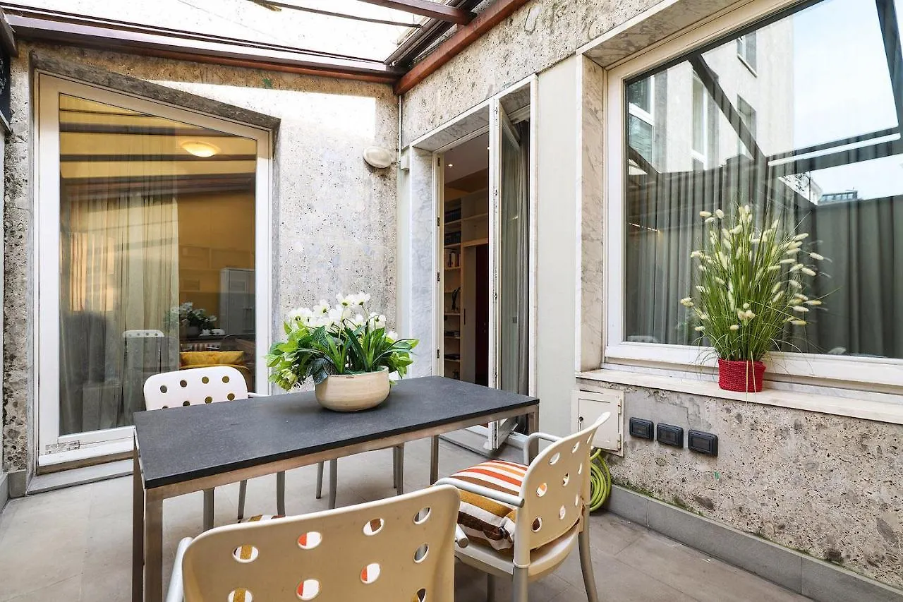 Contempora Apartments - Liberty One Bedroom Apt. Milan